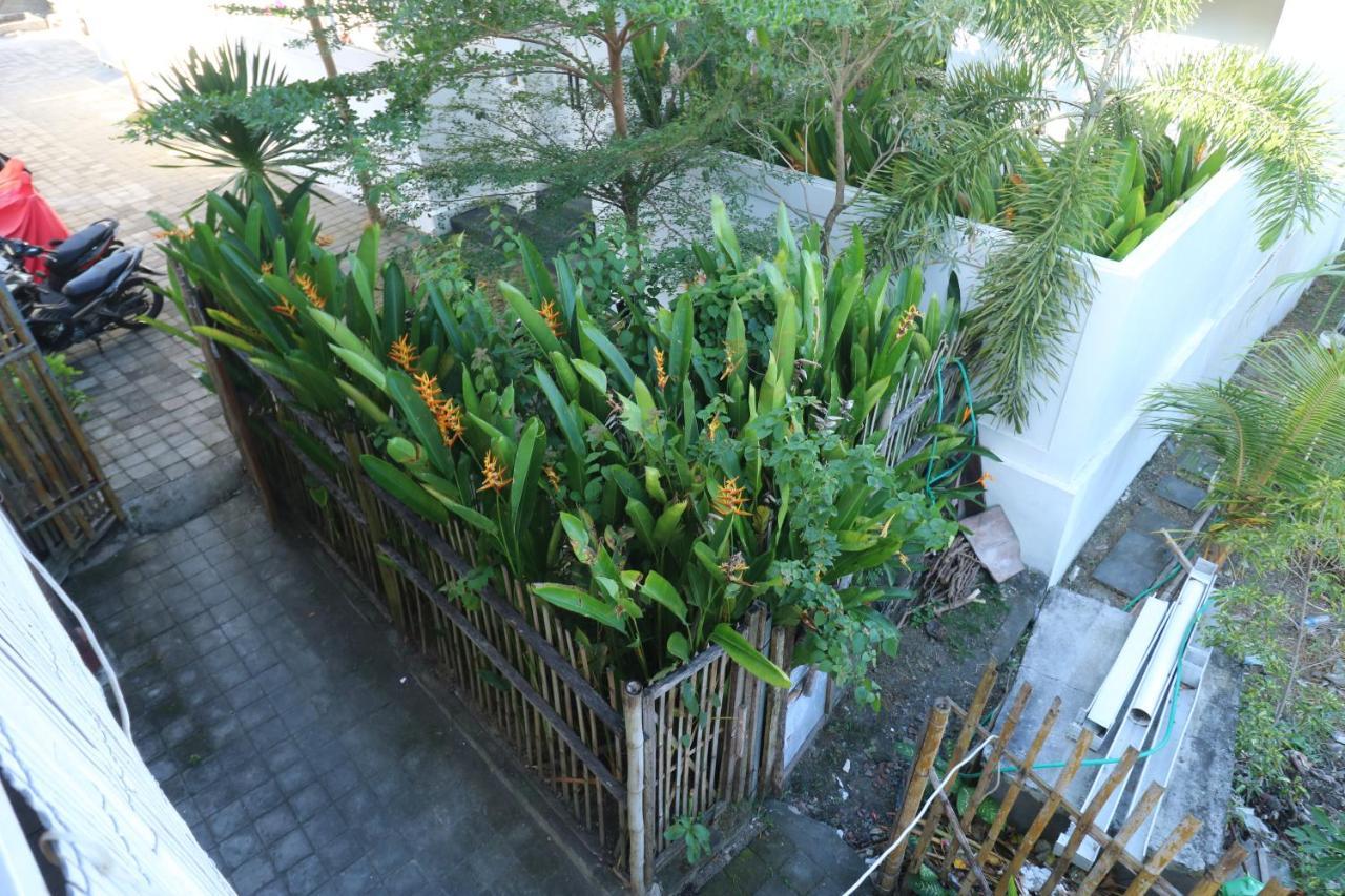Kris Kos Hotel Canggu  Bagian luar foto